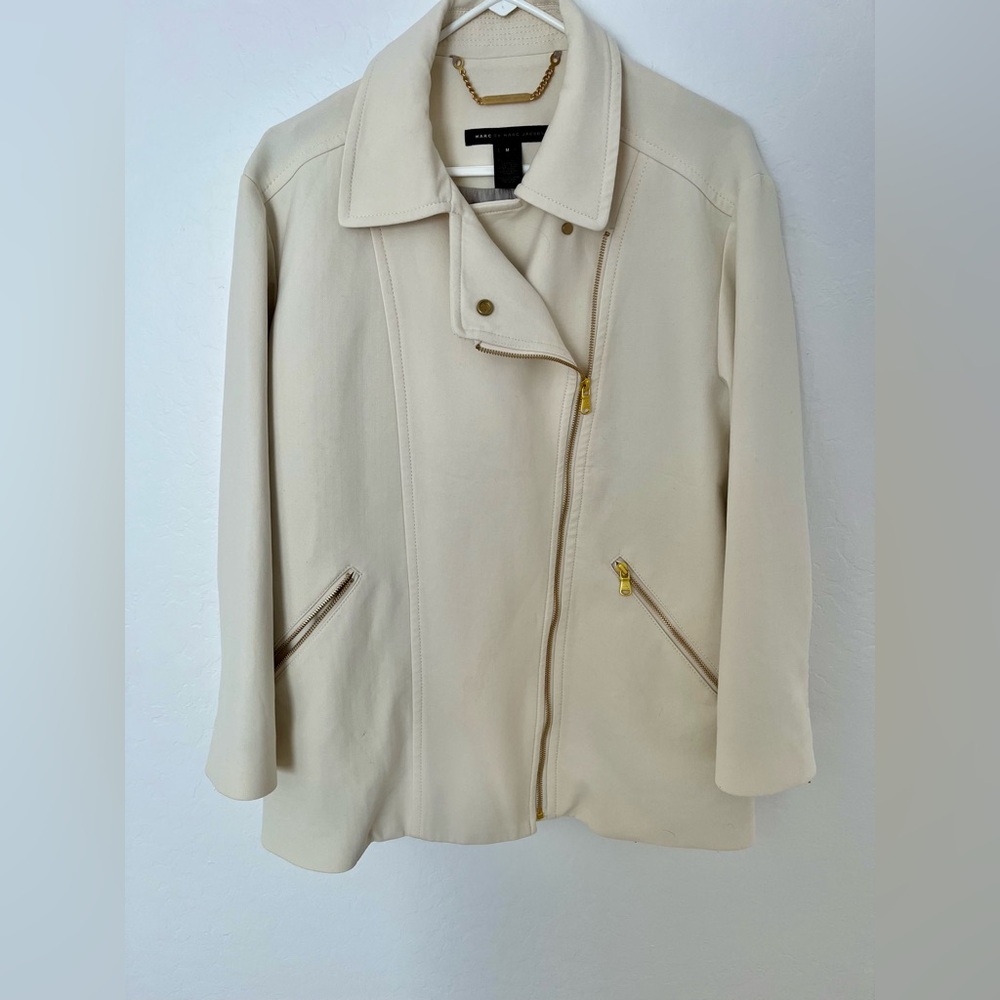 Marc by Marc Jacobs Off White Coat - Medium, Zip Front, Gold Chain Tag